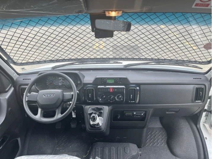 Iveco Troop Transport Vehicle With 9 Seat price